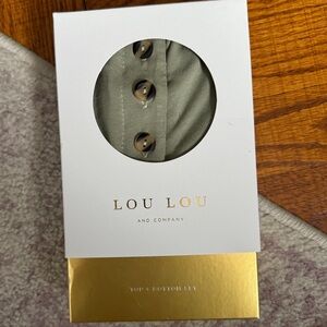 Lou Lou & Co top + bottom pajamas set unisex 3T new in box light green Marley